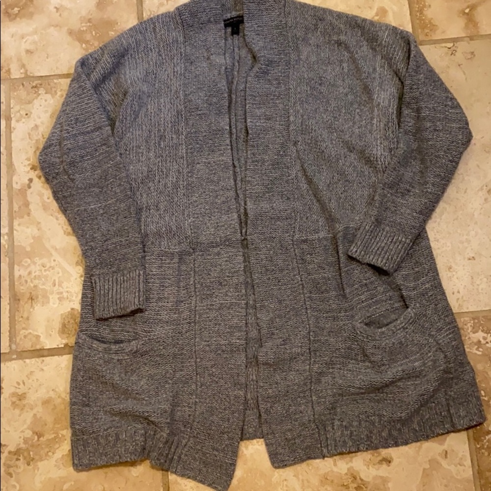 Banana Republic gray sweater, L